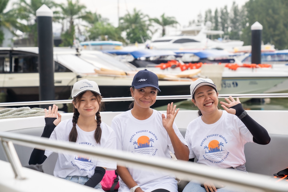 Royal Phuket Marina CSR Day – Beach Cleanup 2023-011